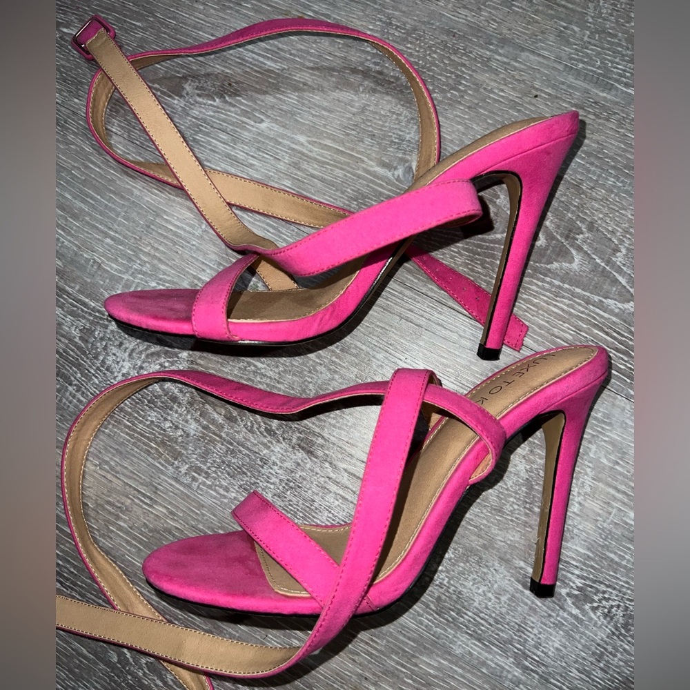 Luxe to Kill Hot Pink Fuchsia Wrap Heel